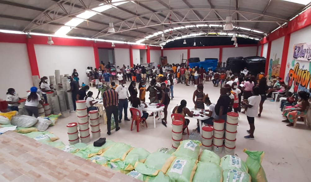 Se entrega ayuda humanitaria para familias desplazadas en la costa pacífica nariñense
