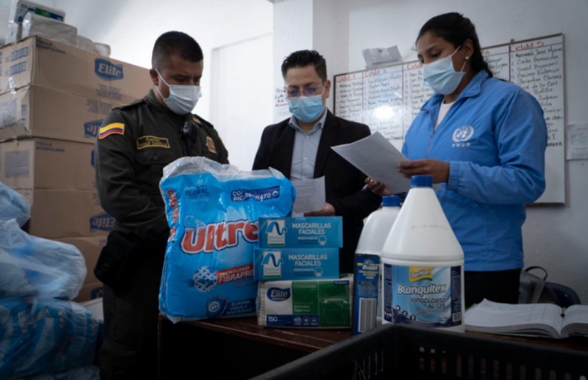 Elementos de bioseguridad entregados en centros transitorios en Pasto