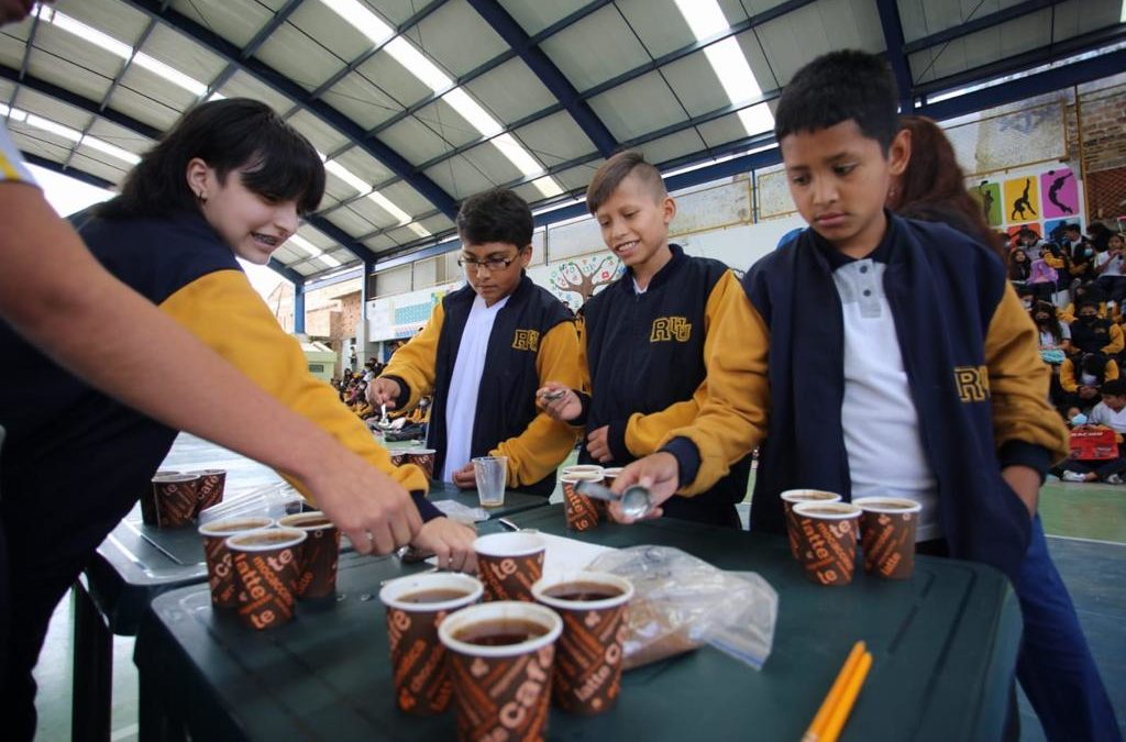 Gestora social lleva Cátedra de Café a colegios de Nariño