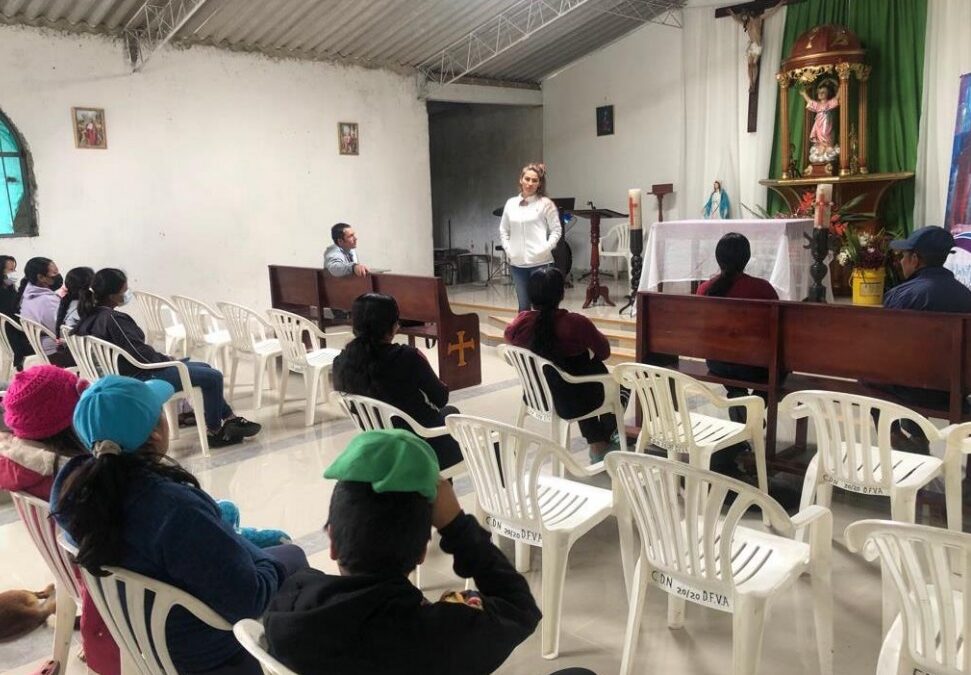 Gestora Social de Nariño trabaja de la mano de los feligreses de San Pedro de Cartago