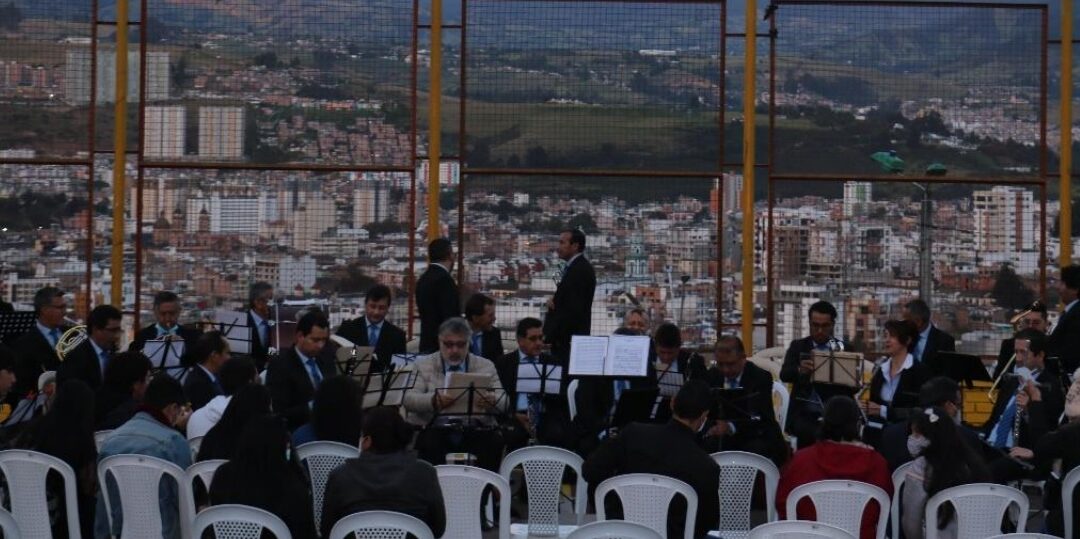 Banda Sinfónica Departamental Nariño  deleita a barrios del municipio de Pasto con su música