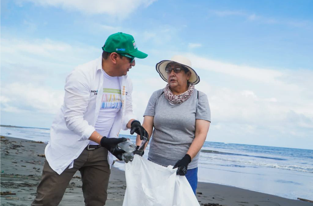 Gobernación de Nariño participó de la campaña “la Vamo a Limpiá” en la Isla de Bocagrande.