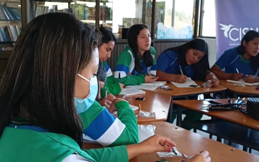 Más de 200 estudiantes de Nariño se han capacitado en implementación de sistemas de energías renovables