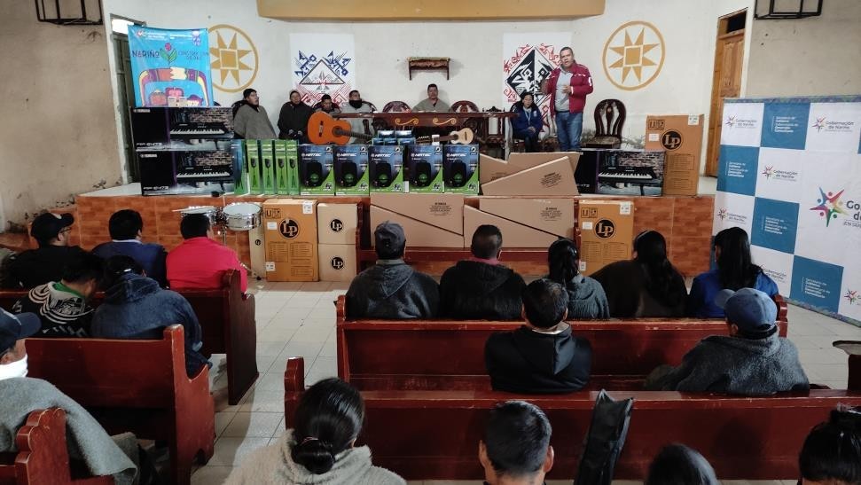 Escuelas de formación y agrupaciones musicales del municipio de Cumbal, fueron beneficiados con la entrega de instrumentos musicales