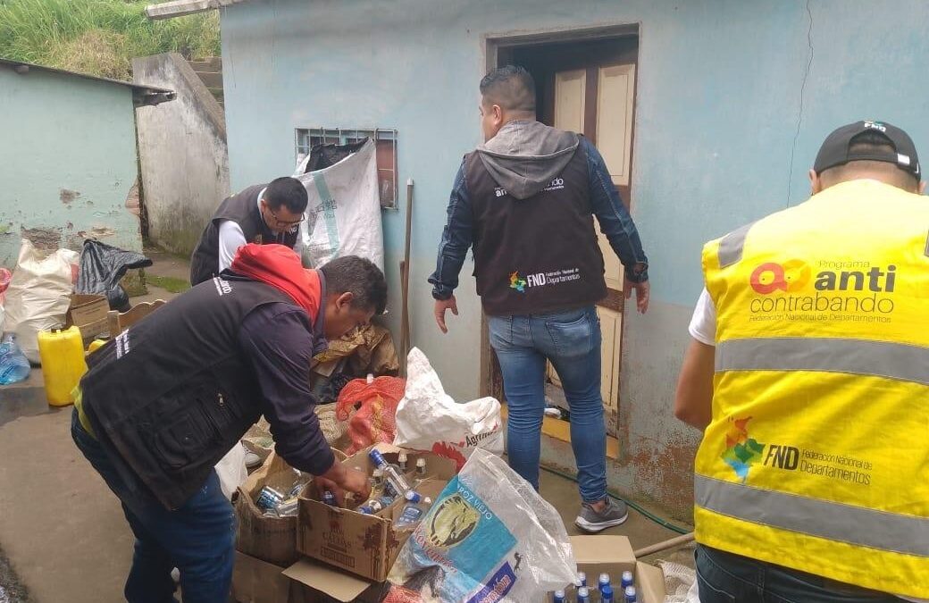 El grupo operativo de la Subsecretaría de Rentas de la Gobernación y la Policía Nacional desmantelaron alambique en el municipio de Túquerres