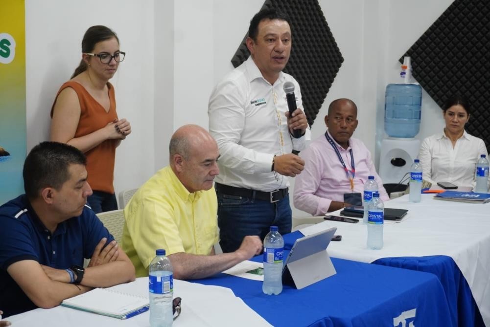 Aerocivil y Gobernación fortalecerán red de aeródromos en el Pacífico