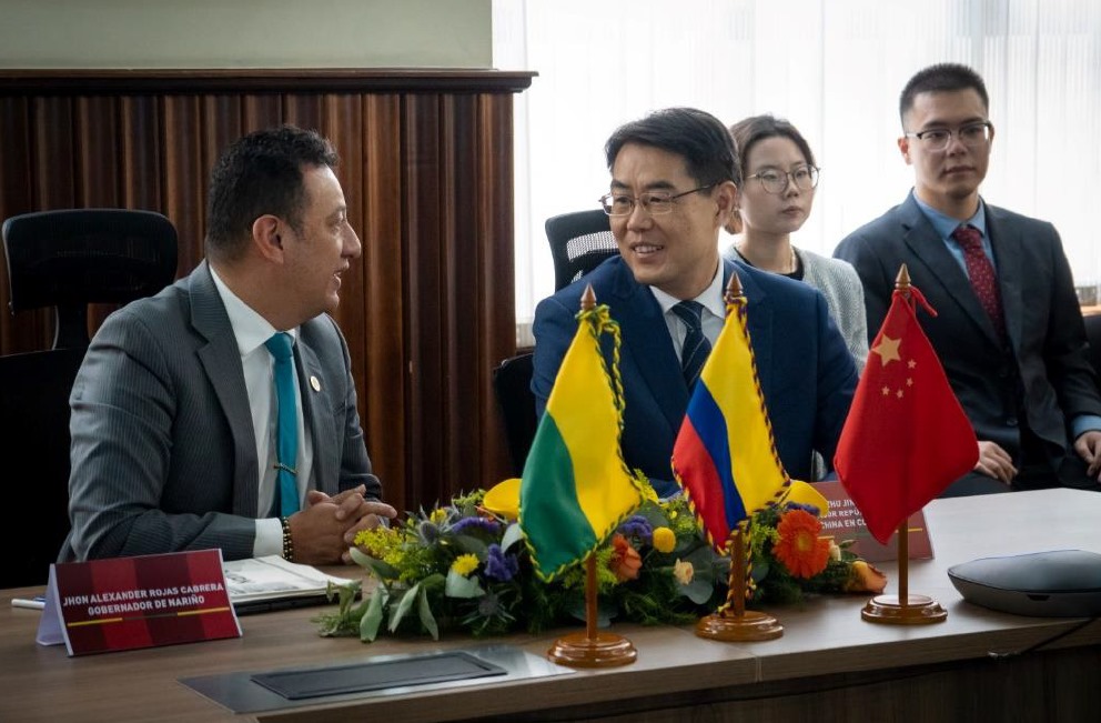 Gobernador Jhon Rojas, recibió en Nariño al embajador de la República China, Zhu jingyang, con el objetivo de fortalecer las relaciones sociales y comerciales entre los dos territorios